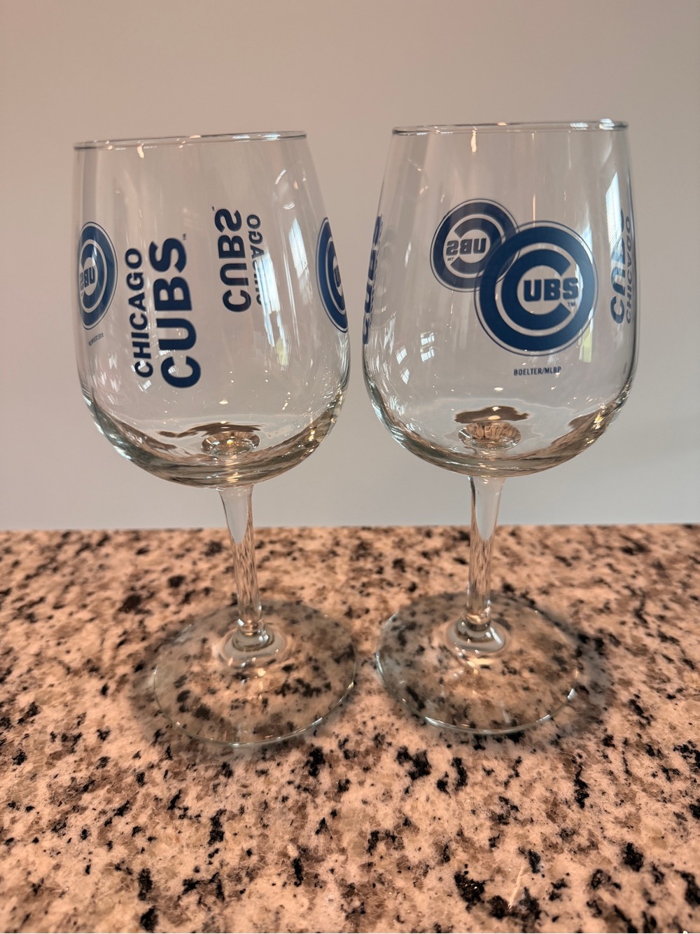 NWOB Chicago Cubs 12oz Wine
Glasses - Set of 2